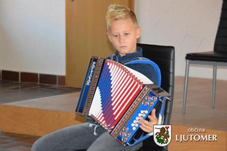 Srečanje starejših Cezanjevci3